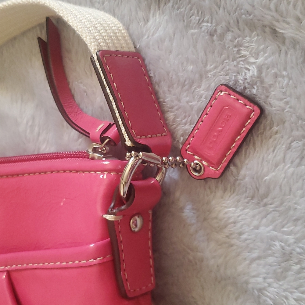 *Coach hot pink crossbody. - Picture 10 of 10